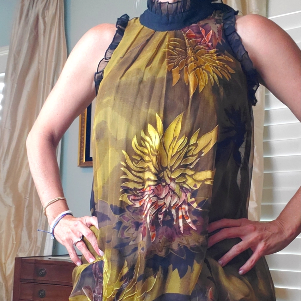 Sculptured velvet top